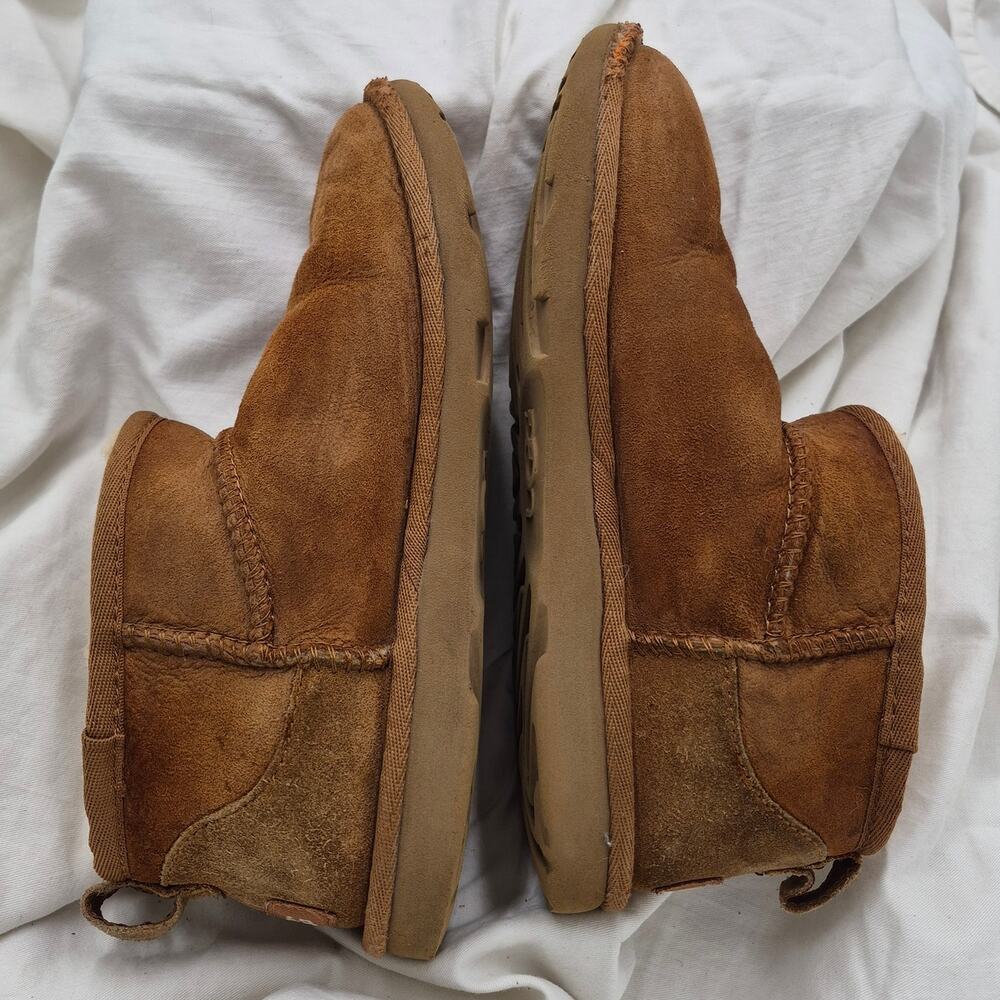 UGG Classic Ultra Mini Boots Slipper Kids' Chestnut Size 4